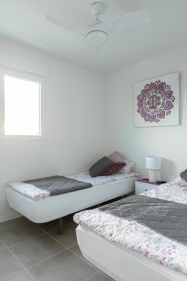 Sunny Apartment In Denia With Outdoor Swimming Pool And Garage Parking Place Included, 300M From The Sandy Beach Bagian luar foto